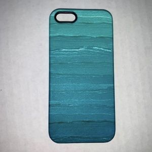 Never Used Turquoise iPod/IPhone SE Case